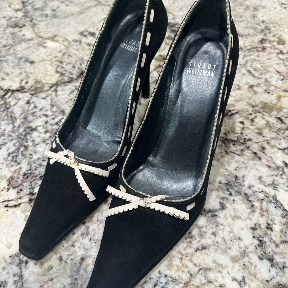 Stuart Weitzman Black & Cream Suede Pointed Toe Pumps Shoes Size 7M - Picture 8 of 13